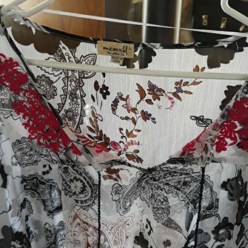 Blouse - Picture 3 of 3